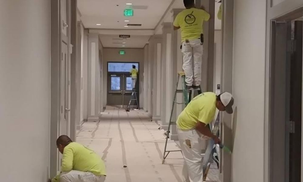 How to Hire a Commercial Painting Contractor